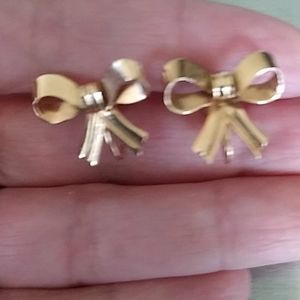 14k bow earrings